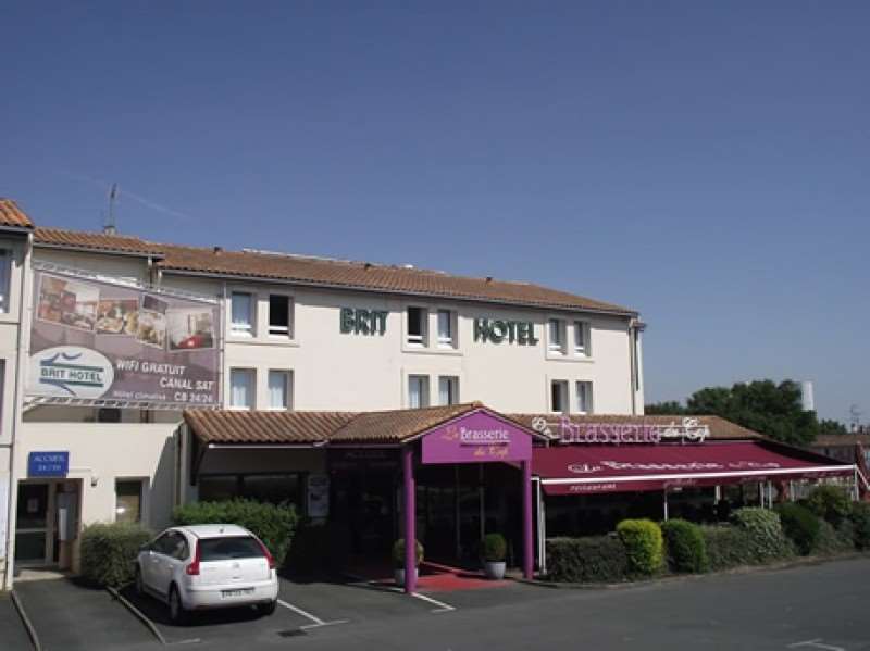 Brit Hotel La Rochelle Perigny Bagian luar foto