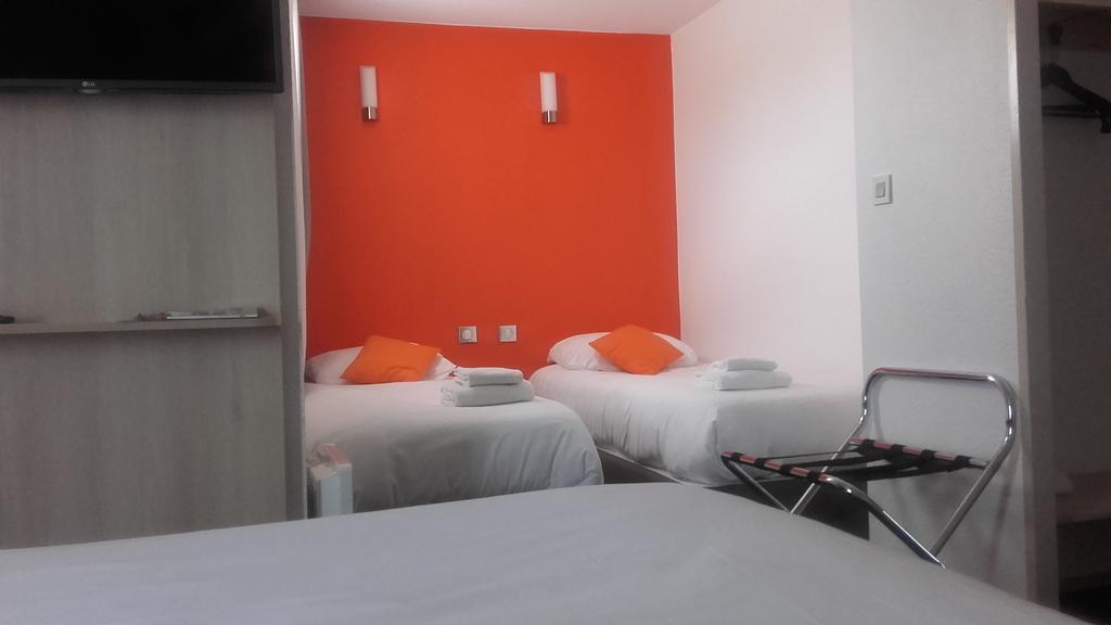 Brit Hotel La Rochelle Perigny Bagian luar foto