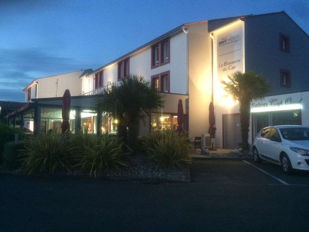 Brit Hotel La Rochelle Perigny Bagian luar foto
